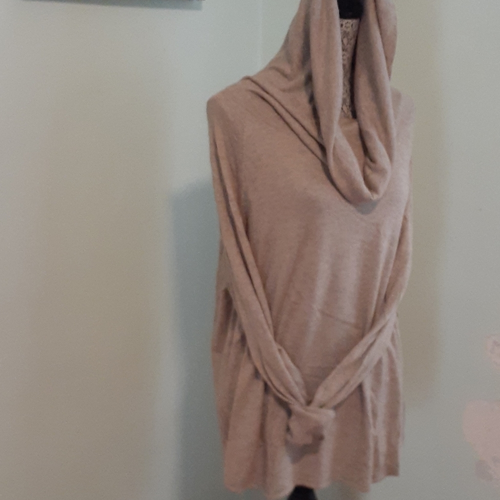 Crowl neck by joie:
